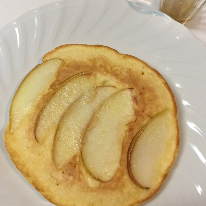 焼きリンゴパンケーキ